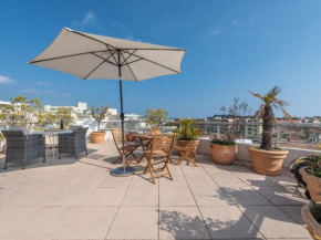 Apartment Turquoise-8 by Interhome